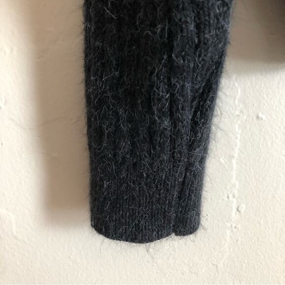 Topshop Cable Knit Open Back Ruffle Square Neck Long Sleeve Gray Sweater - Picture 4 of 8